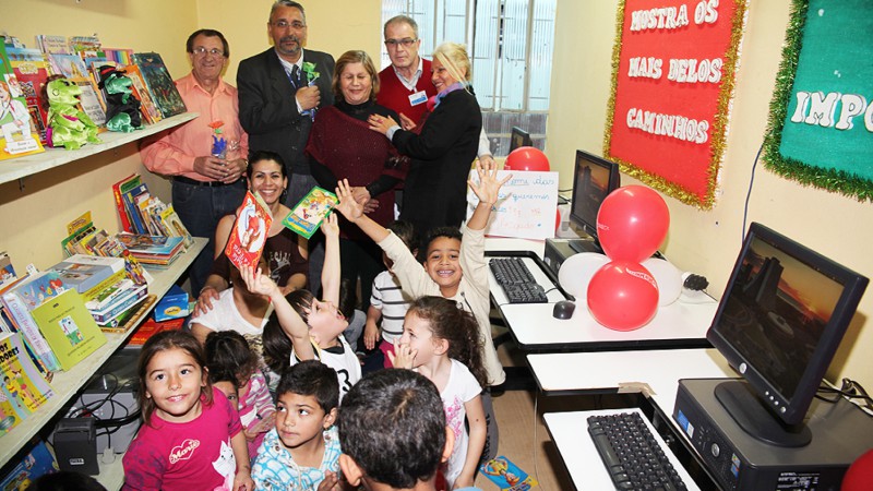 Ação de Inclusão Digital Centro de Educação Infantil Comunitário Santa Catarina//