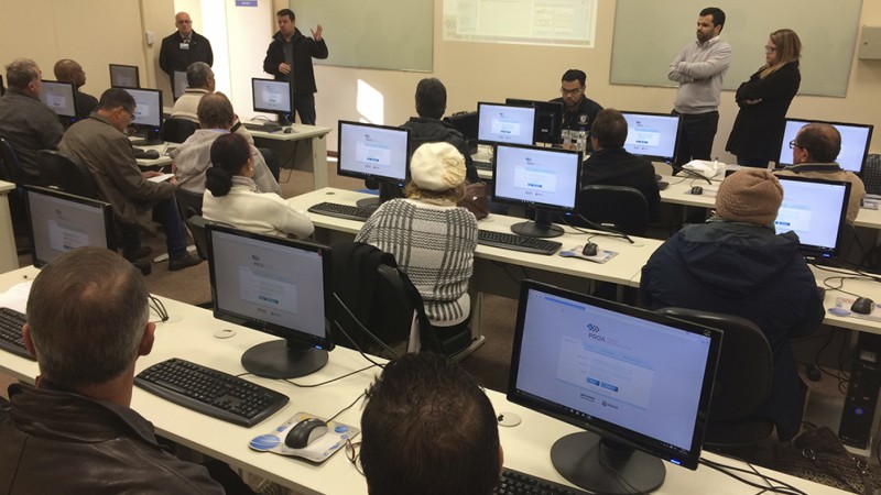 Presentes representantes de 17 superintendências e colaboradores da diretoria