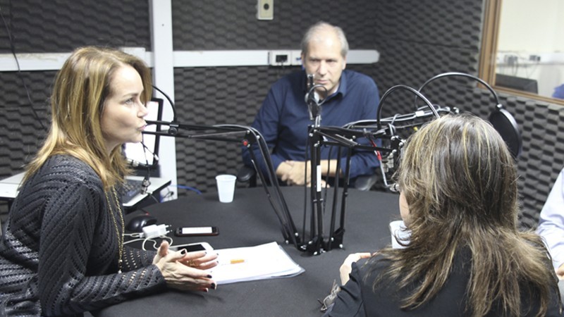 Deborah Villela (PROCERGS), Patrícia Knebel (Jornal do Comércio) e José Jaeger (PROCERGS)